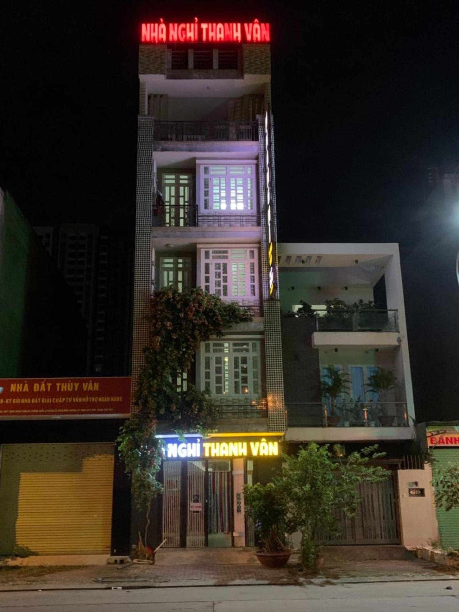 Thanh Van Hotel Dĩ An المظهر الخارجي الصورة